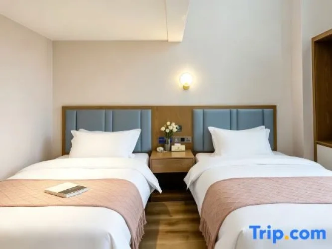 Deluxe Duplex Suite