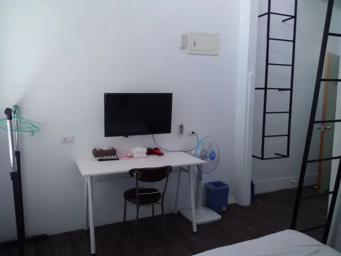 Caitlyn Hostel II