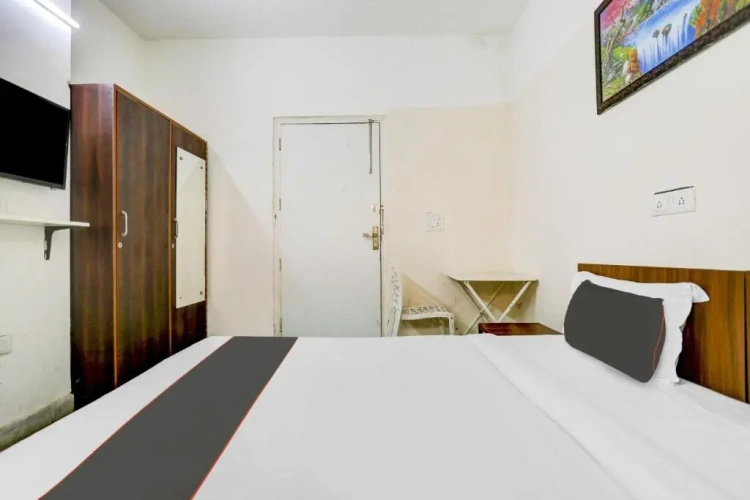 Classic Triple room