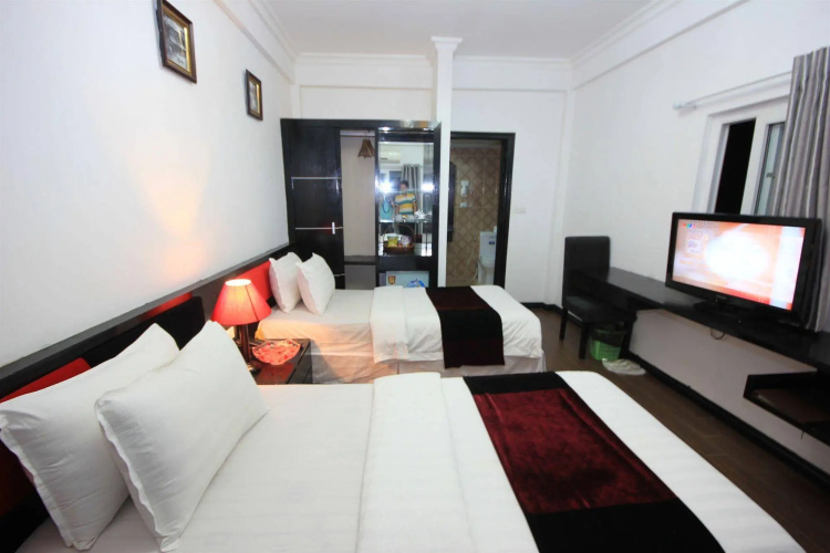 Hanoi Crystal Hotel