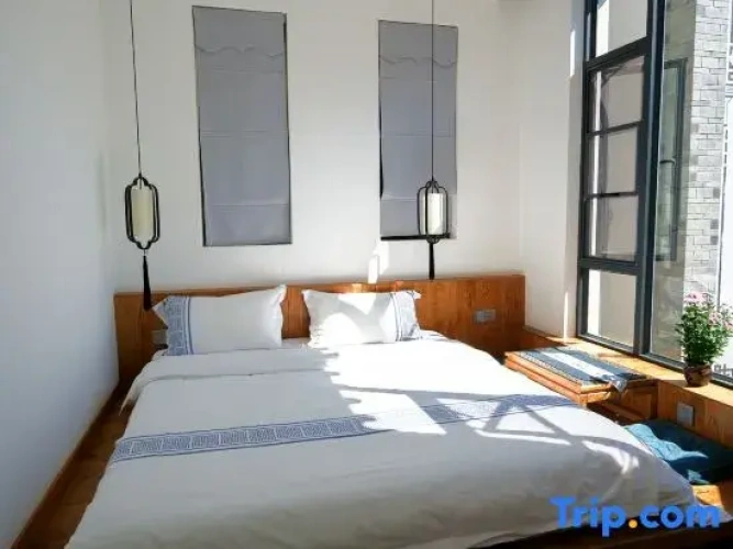 Standard Double room with courtyard view