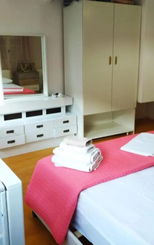 "Villa Kanavos" apts