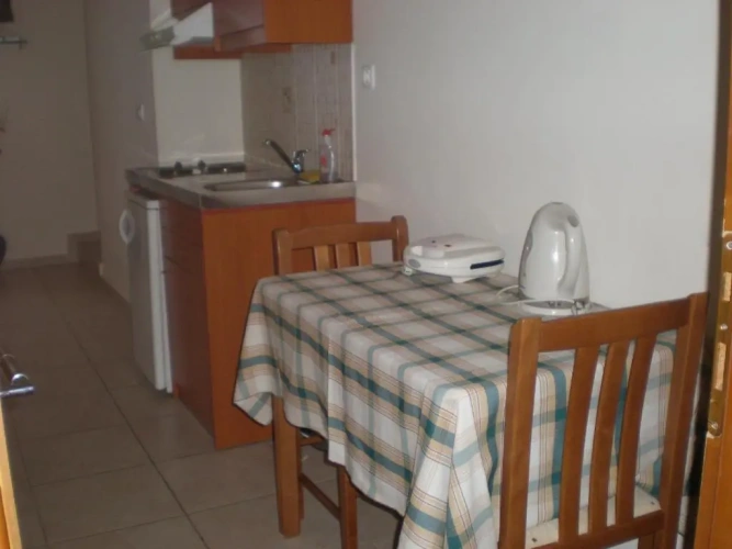 1 Bedroom Apartment with partial sea view