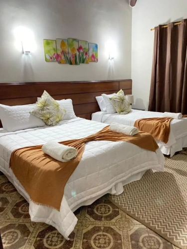 Standard Triple room
