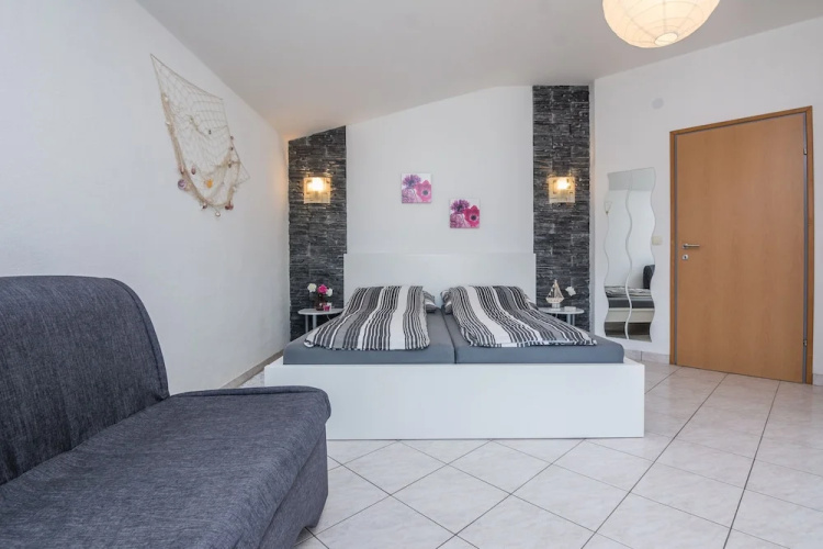 Apartments Bojana