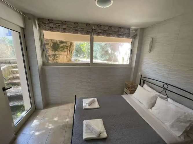 Cassiopeia 3-Bedroom House on beach