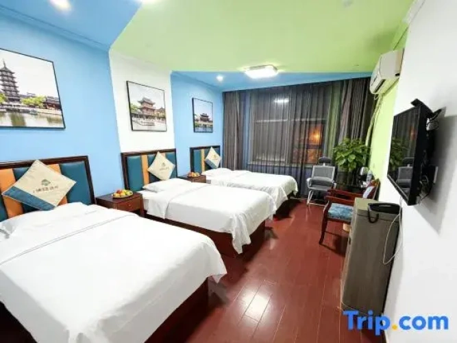 Business Triple room