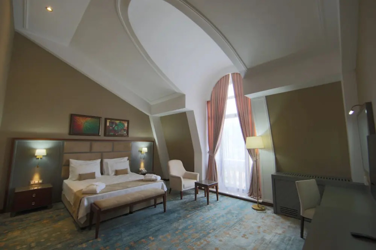 Saat Meydani Hotel
