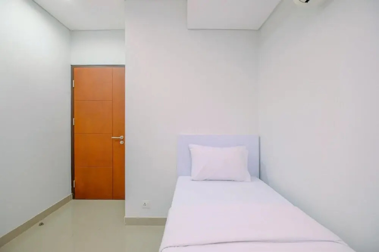 Nice And Comfortable 2Br Apartment At Royal Olive Residence