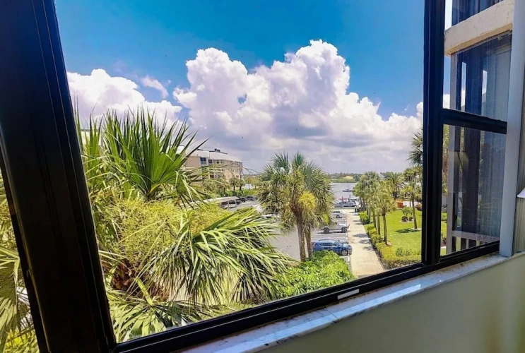 2 Bedrooms Standard room with bay view