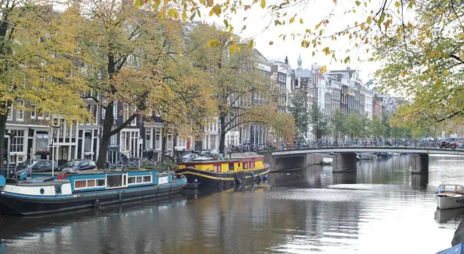 Amnesia Canal House