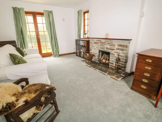 Thrushel Cottage