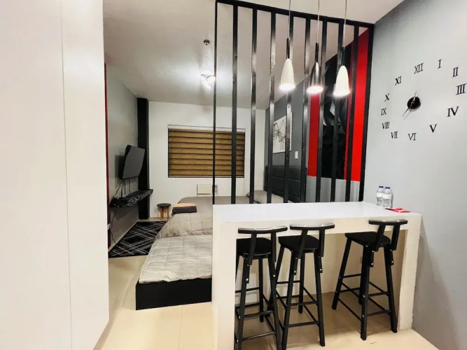 People's Condo Atria
