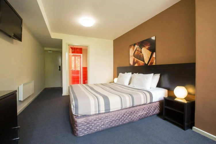 Nomads Melbourne Backpackers