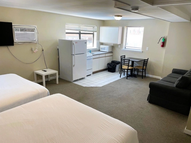 Economy Double room with balcony and with pool view