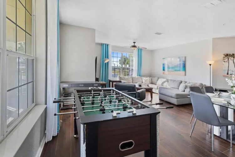 5049 Shoreway Loop #203