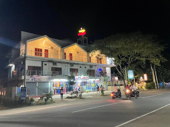 Thisha Hotel