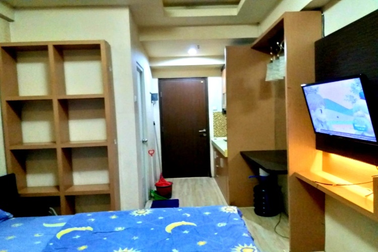 Deluxe Studio