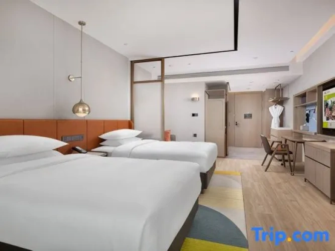 Quadruple Suite with river view