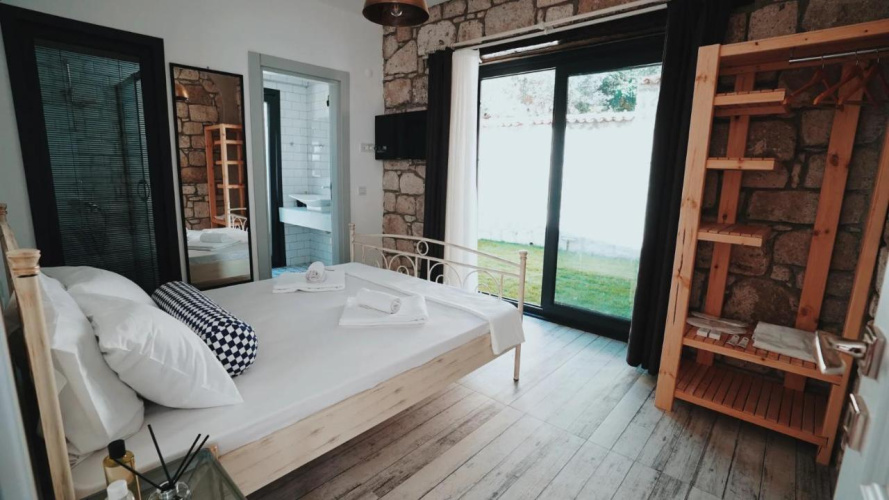 Kybele Alacati