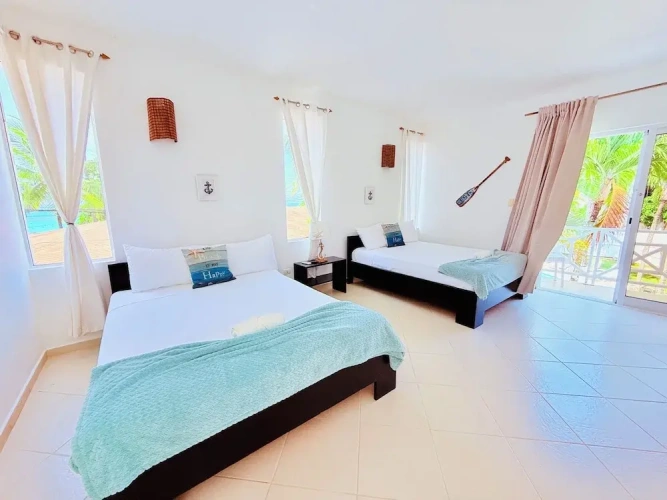 Standard Quadruple room with balcony