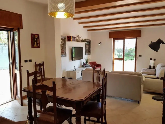Emporium Guest House