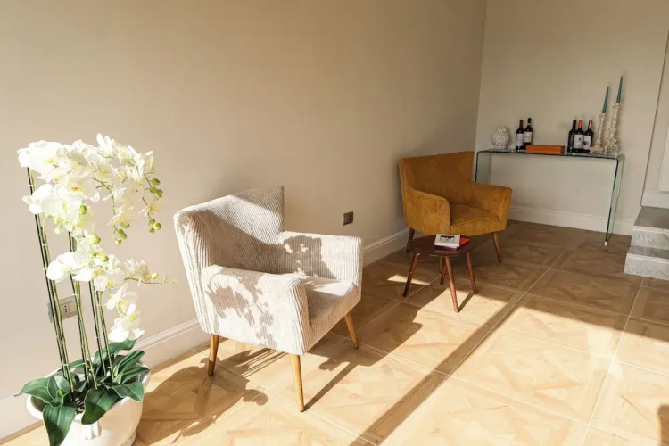 PETRUS Rooms