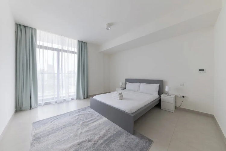 Splendid 1BR in Living Garden
