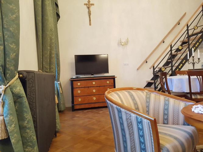 Charles apartment