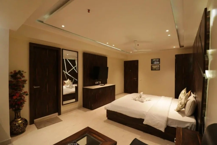 Guest rooms