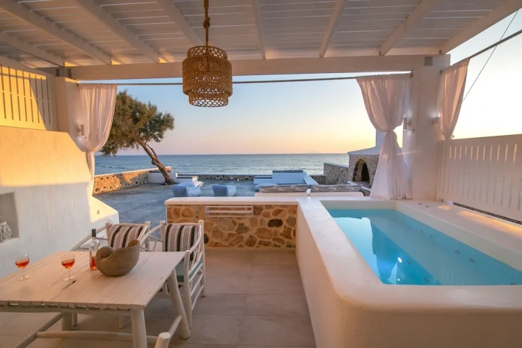 Suite with sea view