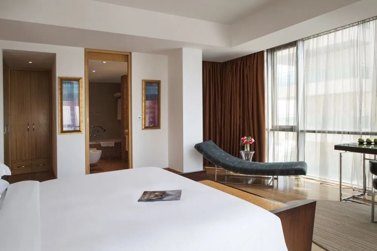 BurJuman Arjaan by Rotana