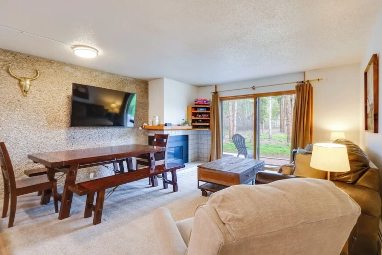 3 Bedrooms Apartment
