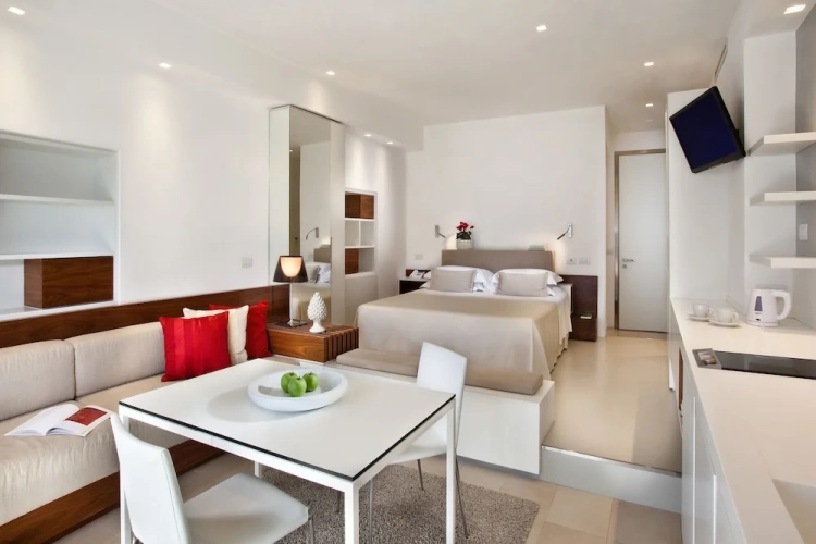 Deluxe Studio with balcony and with sea view