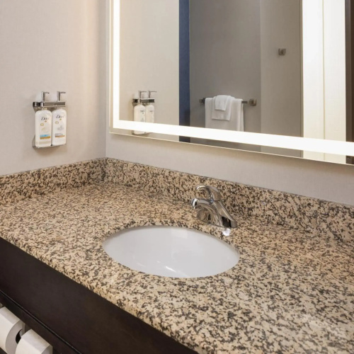 Holiday Inn Express Moline - Quad Cities Area by IHG