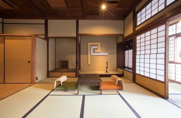 No. 106 Deluxe Twin room