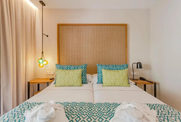 Double room with mountain view