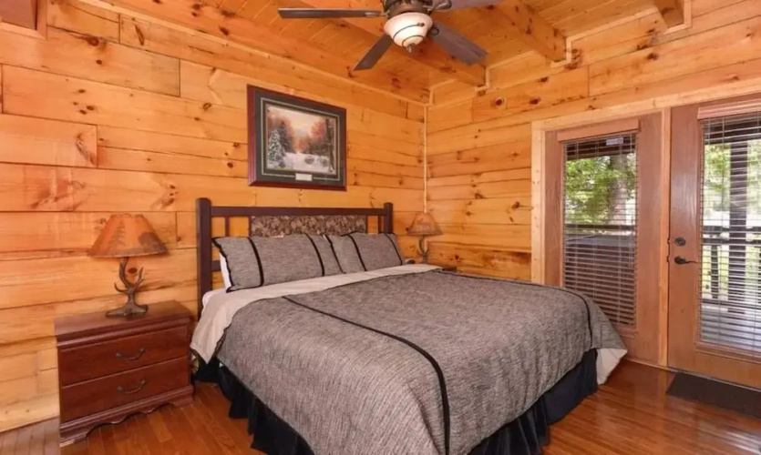 River's Edge By Heritage Cabin Rentals