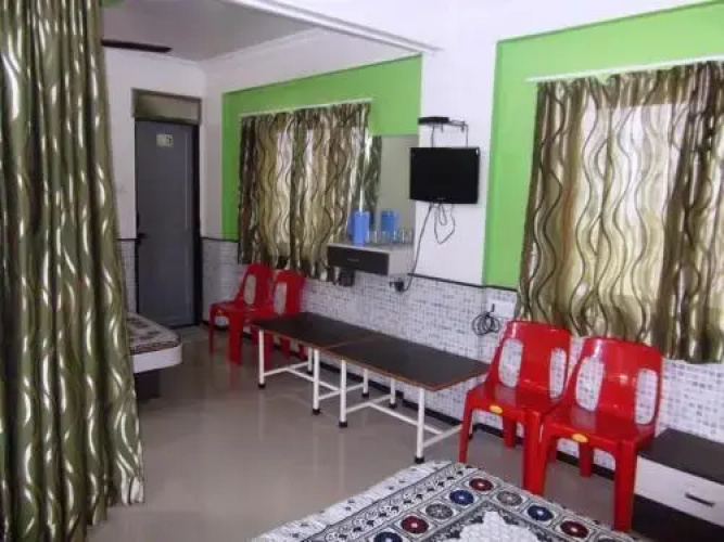 Hotel Raj