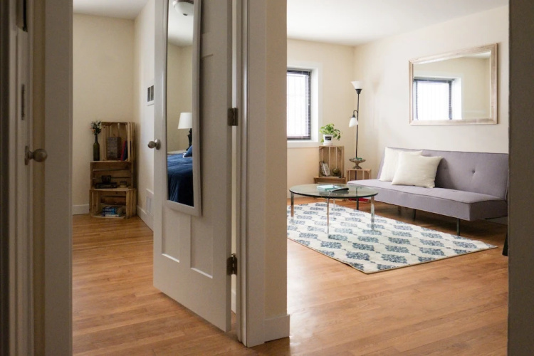 1 BR Apt Near Marquette University by Frontdesk
