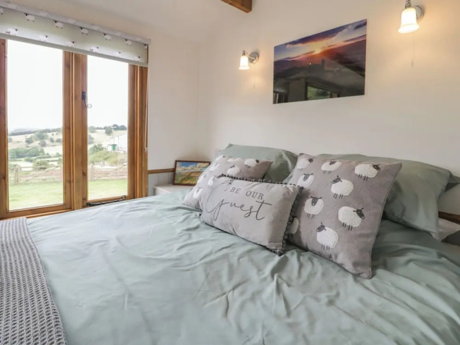 Tan Y Castell Shepherds Hut