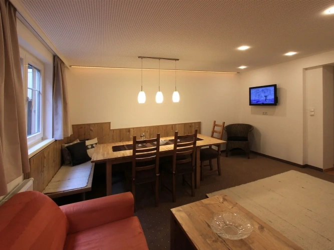 3 Bedrooms Apartment with balcony and with mountain view