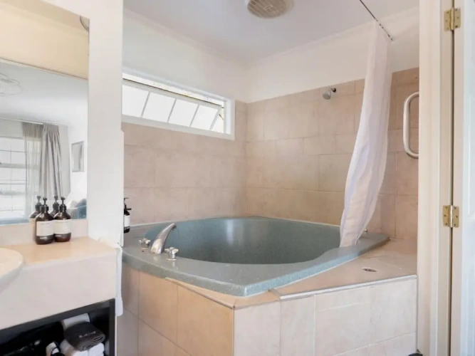 1 Bedroom Family Suite