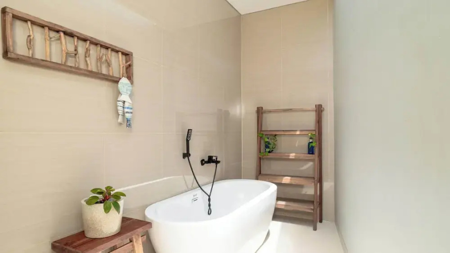 Villa Lange 2 by Villa Finder