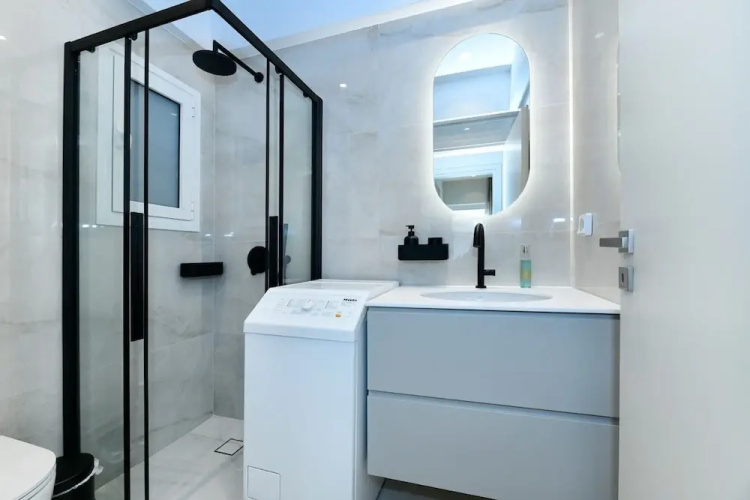 Zana s Cozy Apartment at Glifada
