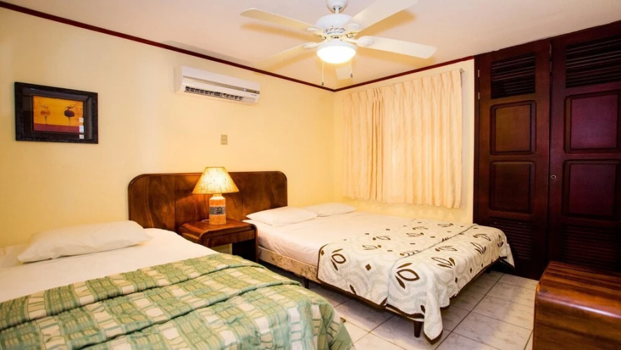 2-bedroom Beachfront Condo With Pool