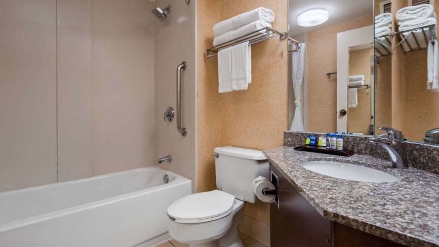 Surestay Plus By Best Western Chicago Lombard photo 11