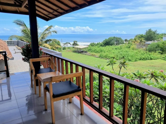 Deluxe Double room with partial ocean view