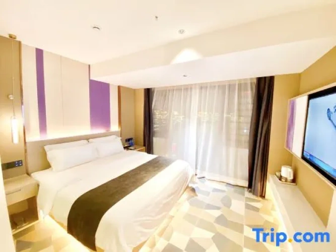 Standard Double room with river view