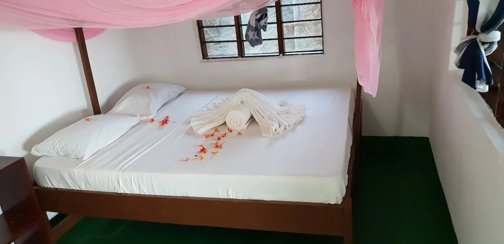 Ocean Breeze Lodge